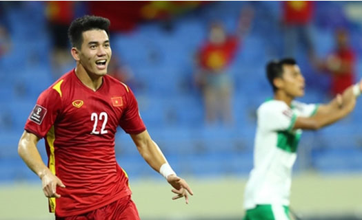 FIFA: Tuyển Việt Nam làm nên lịch sử, Tiến Linh bước ra ánh sáng